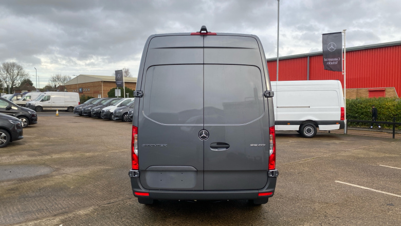 Mercedes-Benz Sprinter 315Cdi L2 Diesel Rwd 3.5t H2 Select Van
